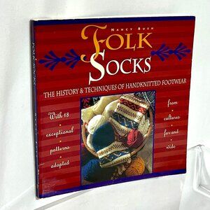Book Folk Socks the History & Techniques of Handknitted Footwear